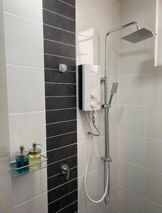 Apartment Skynature@mesahill-nature View-poolview-fast Wifi Nilai